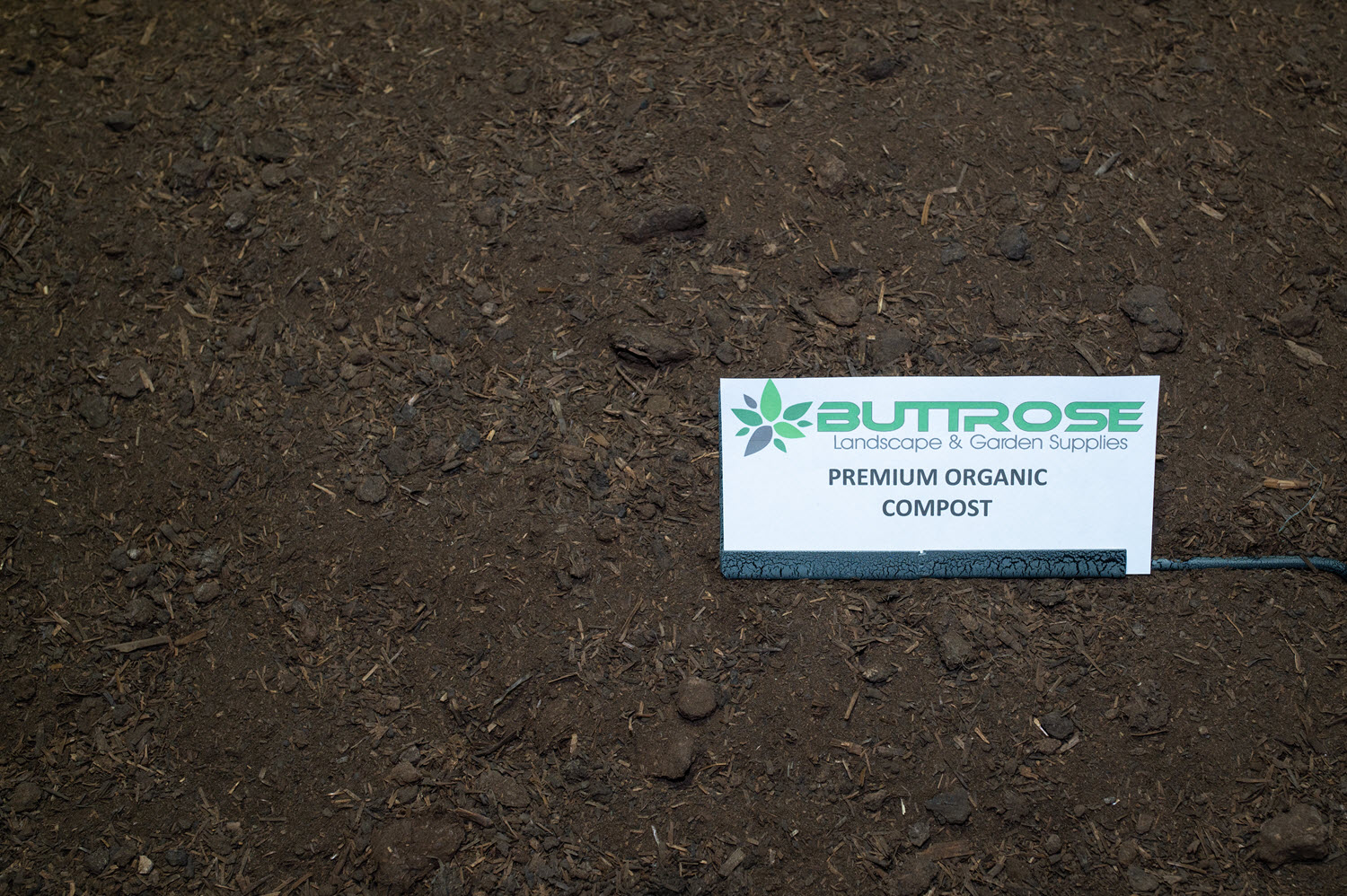 Buttrose Premium organic compost
